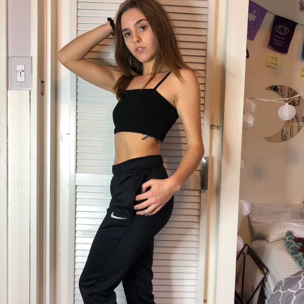 ✅HOT NIKE ATHLETIC PANTS✅